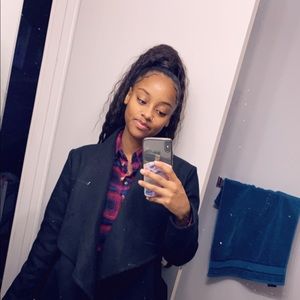 Meet your Posher, Aliya